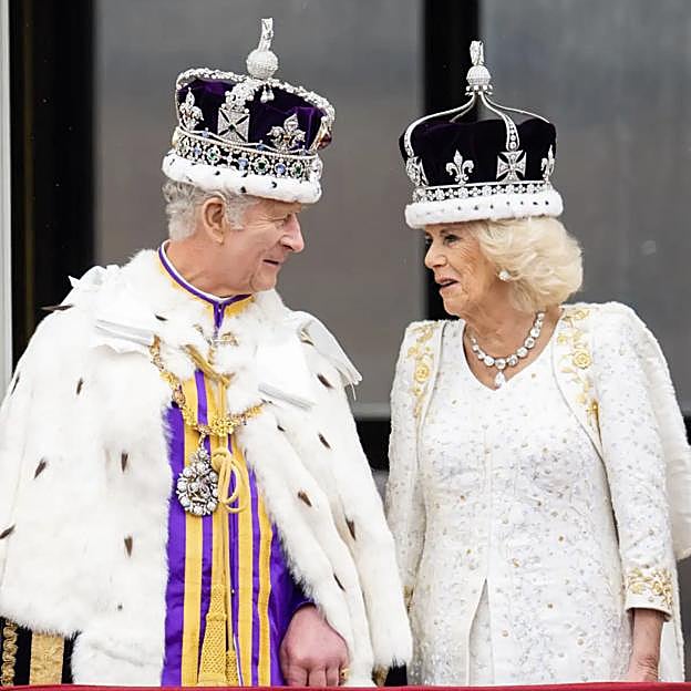 Los reyes Carlos y Camilla, en el día de su coronación. 