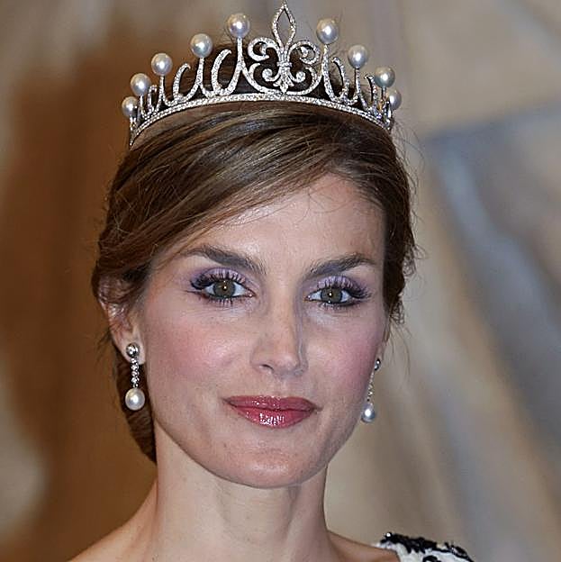 LEtizia con la diadema princesa. 