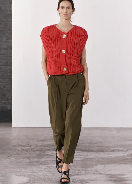 Imagen - Pantalón recto de Zara (29,99 euros)