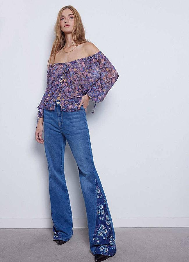 Imagen - Vaqueros campana con detalle de estampado floral