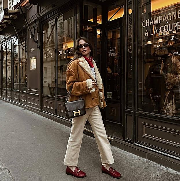 Mocasines rojos y burdeos para llevar la tendencia en zapatos que causa sensación en Instagram