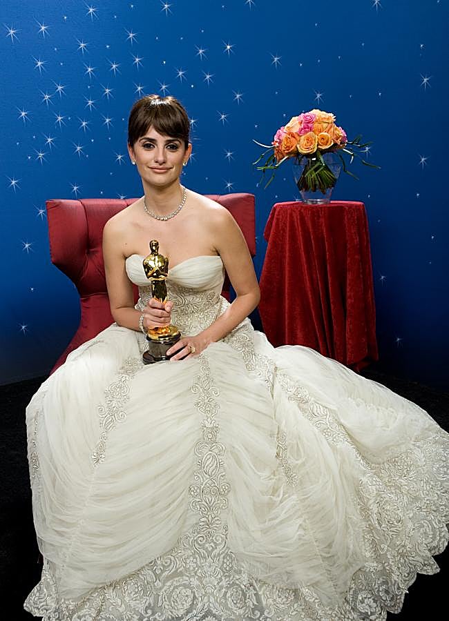 Imagen - Penélope Cruz, con su Óscar por 'Vicky Cristina Barcelona'. (Gtres)
