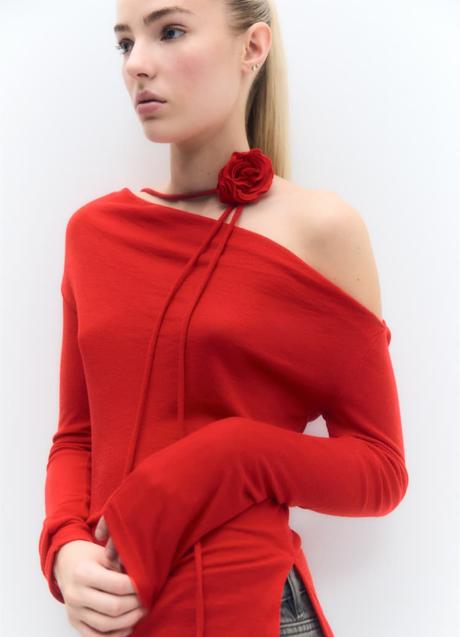 Imagen - Camiseta asimétrica de Pull & Bear (19,99 euros)