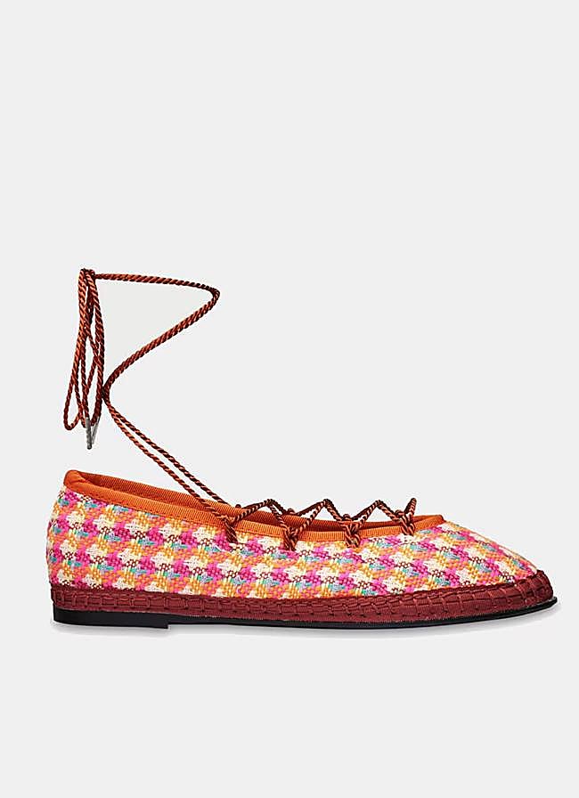 Imagen - Bailarinas Pychodelic en rafia de Flabelus. Foto: Flabelus.