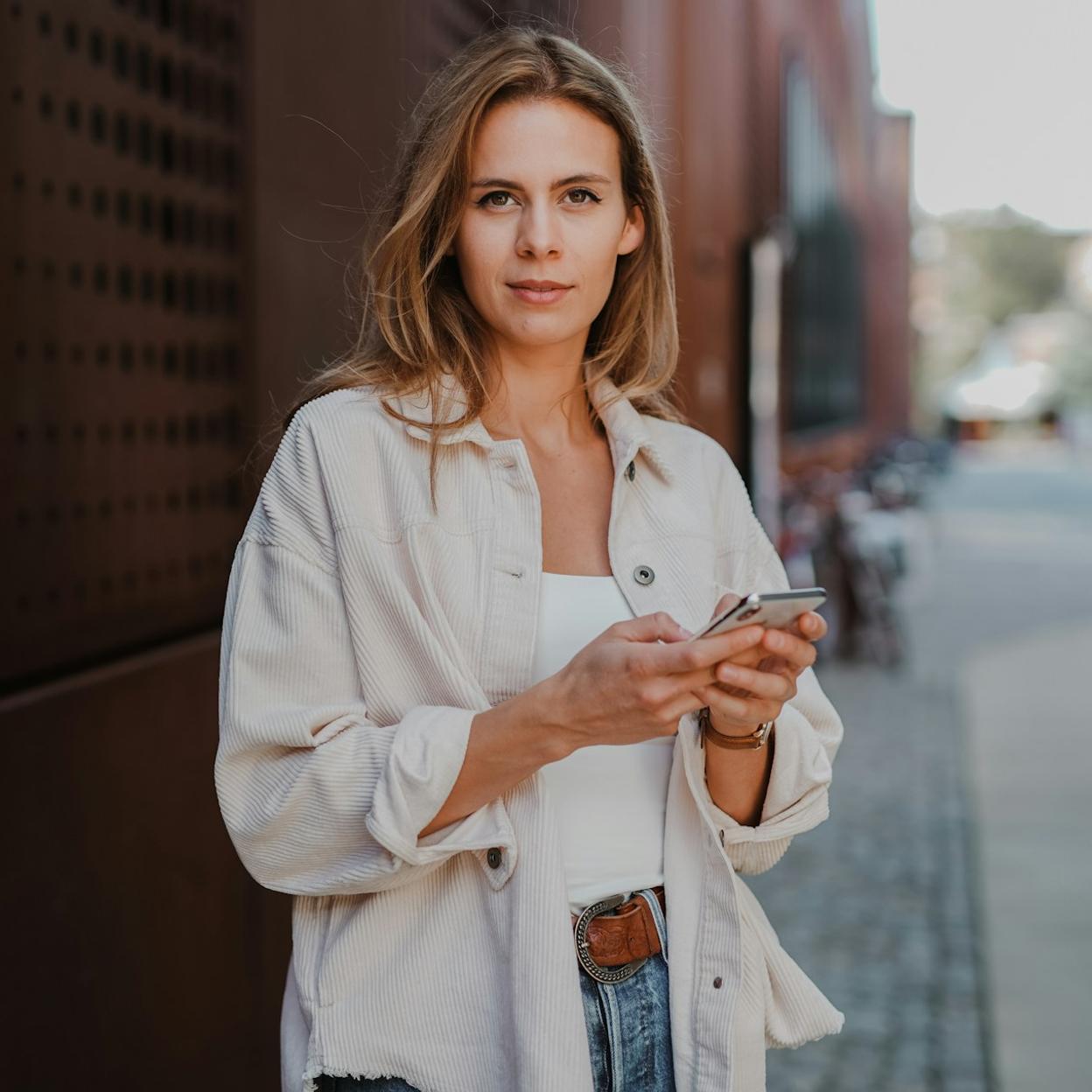 La regla de los 2 minutos aporta claridad mental y elimina la carga que puede generar estrés. 