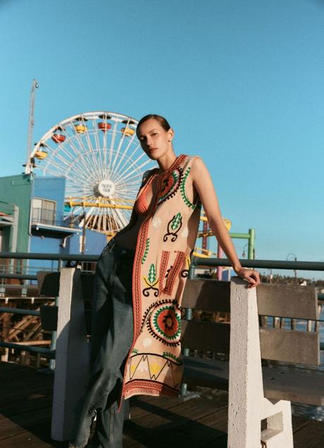 Imagen - Chaleco con bordados de Sfera (79,99 euros)