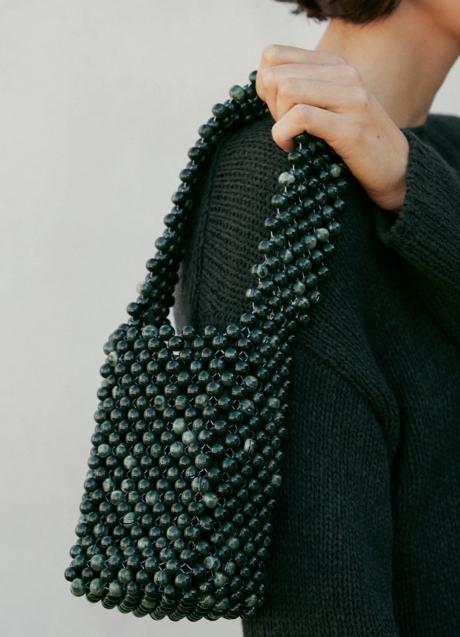 Imagen - Bolso con cuentas de Massimo Dutti (99,95 euros euros)