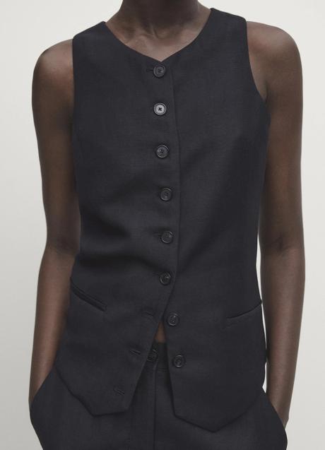 Imagen - Chaleco azul marino de Massimo Dutti (79,99 euros)