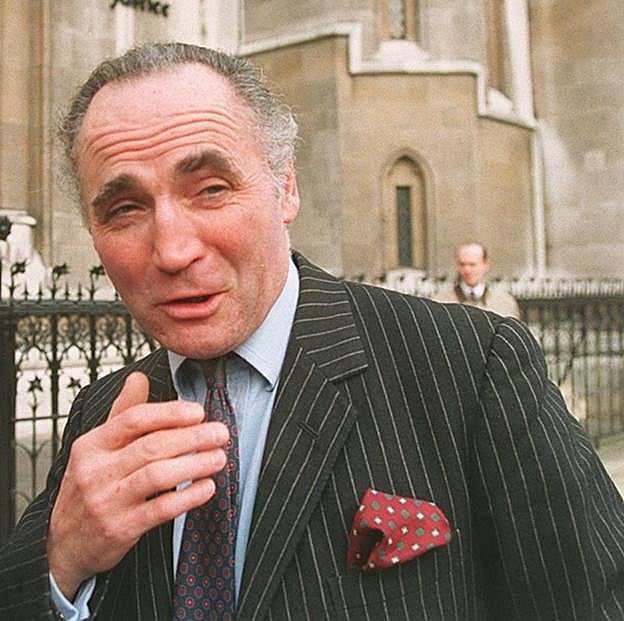 El fallecido Ian Farquhar era muy amigo del rey Carlos III. 