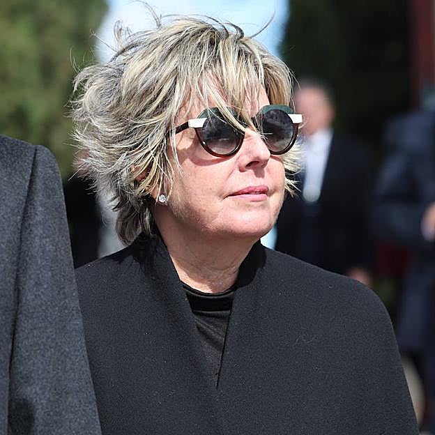 La fortaleza de Simoneta Gómez-Acebo: dos tragedias, un divorcio difícil y una misión heredada de su madre, la infanta Pilar