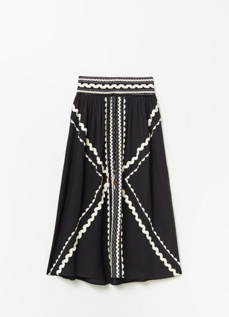 Imagen - Falda midi de Sfera (29,99 euros)