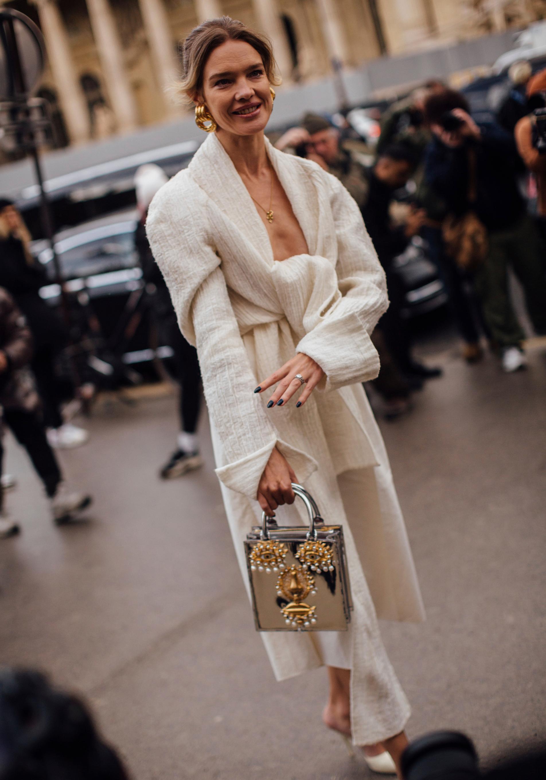 Look extraordinary everyday de Natalia Vodianova en la Semana de la Moda de París.