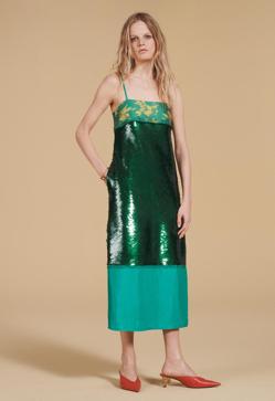 Imagen secundaria 2 - Vestido largo de lentejuelas de Zara.