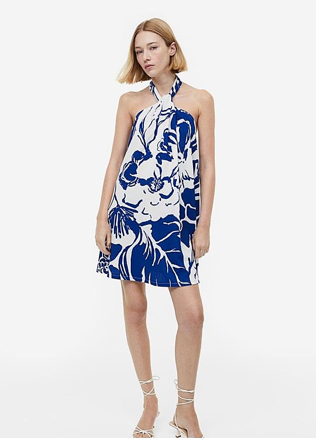 Imagen - Vestido evasé con escote halter de H&M, 29,99 euros.