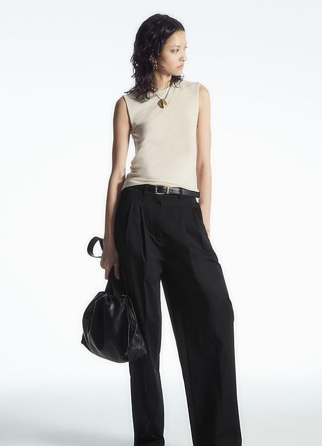 Imagen - Pantalón de traje wide leg de COS, 99 euros.