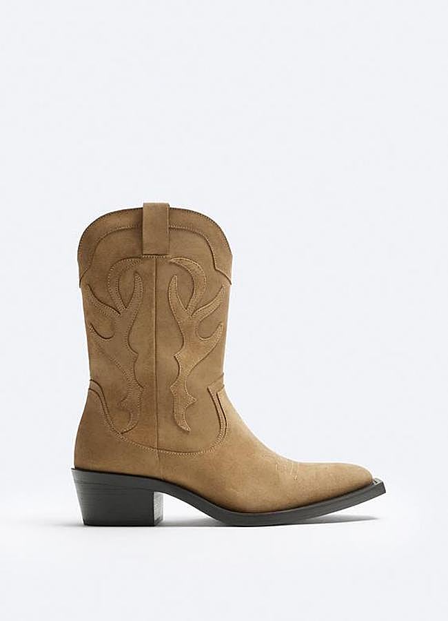 Imagen - Botas de serraje estilo cowboy de Zara (129€)