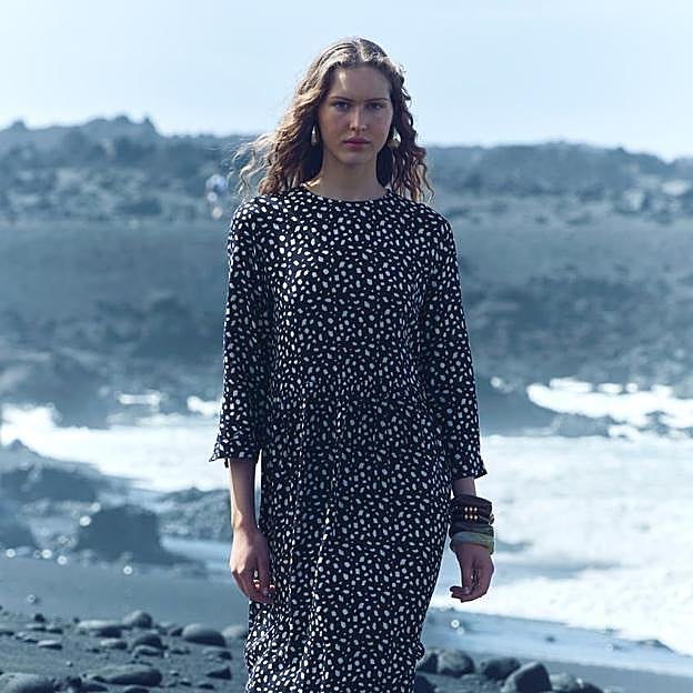 Lo nuevo de Zara para estrenar la primavera: vestidos estampados, camisas blancas y otras compras que que se van a agotar