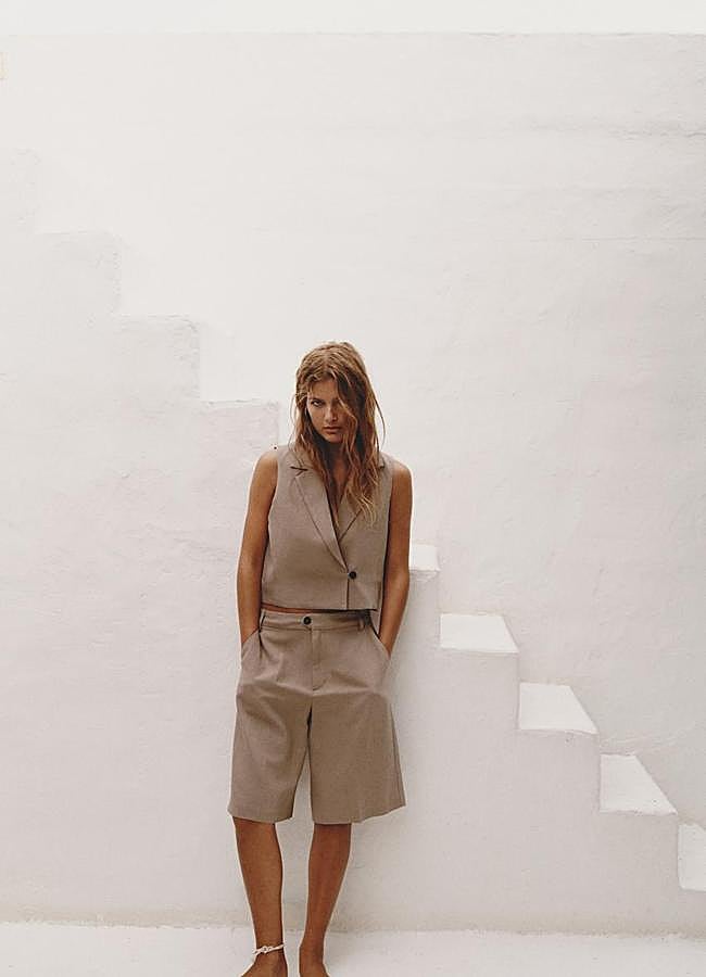 Imagen - Conjunto compuesto por chaleco y bermuda. Foto: Zara.