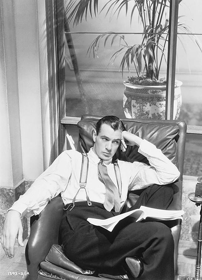 Imagen - Gary Cooper en 1931, con anillo Trinity de Cartier.
