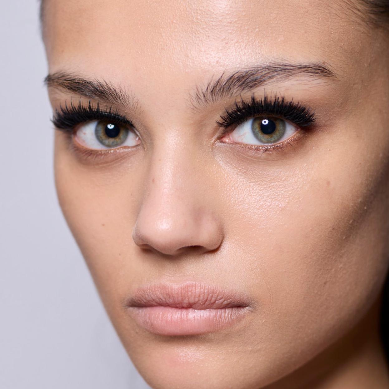 Rebajan a 6 euros la máscara de pestañas favorita de mis amigas