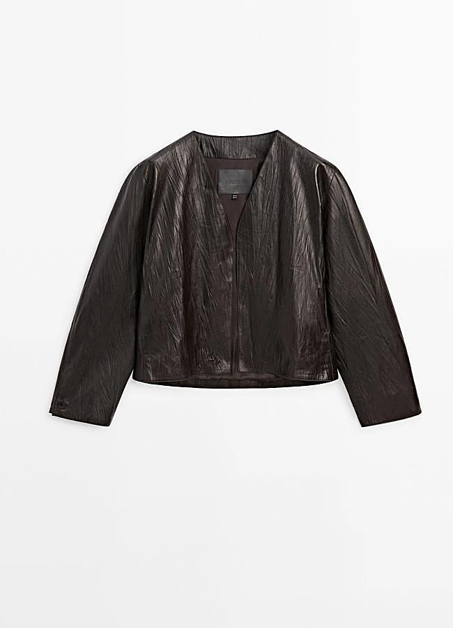 Imagen - Chaqueta de piel en marrón de Massimo Dutti.