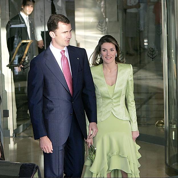Felipe y Letizia en la boda de Hamza de Jordania.