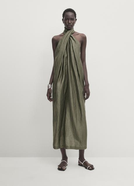 Imagen - Vestido con escote halter de Massimo Dutti (89,99 euros)