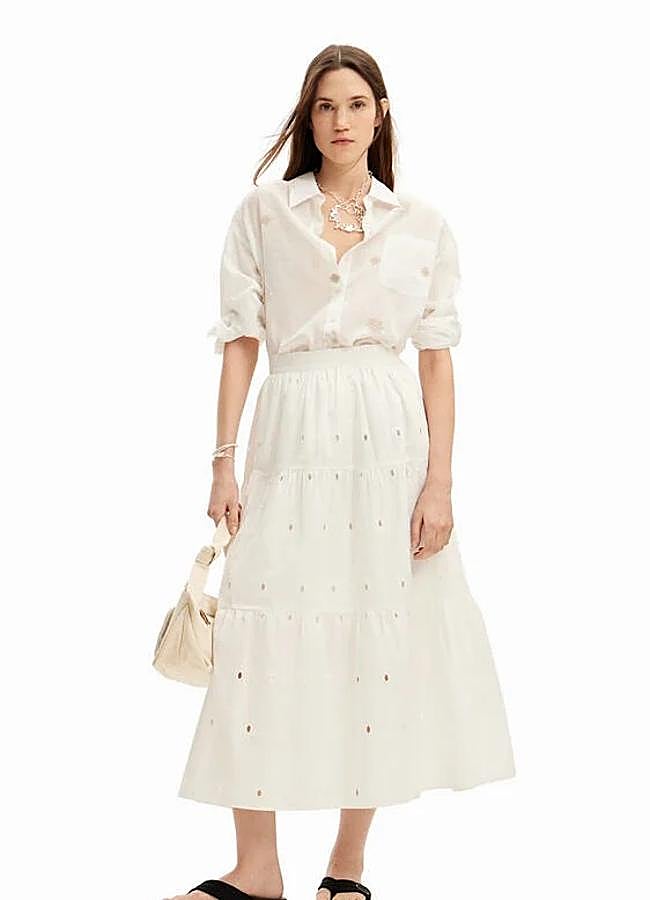 Imagen - Falda con bordado inglés de Desigual, 119 euros.