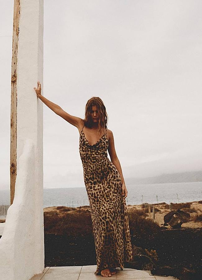 Imagen - Vestido de leopardo largo de Zara