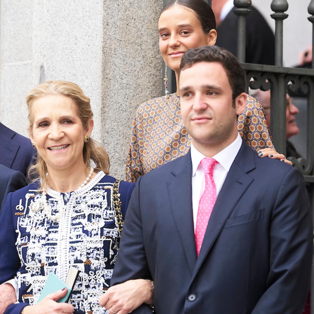Froilán con su madre, la infanta Elena, su primo Juan Urdangarin y su hermana, Victoria Federica. 