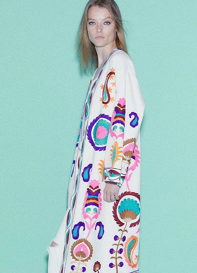 Imagen - Kimono largo de algodón con bordado multicolor