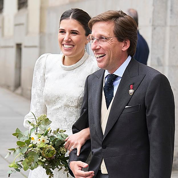 José Luis Martínez-Almeida y Teresa Urquijo el día de su boda.