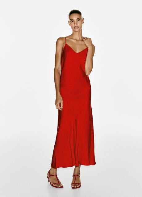 Imagen - Vestido rojo de Massimo Dutti (79,99 euros)
