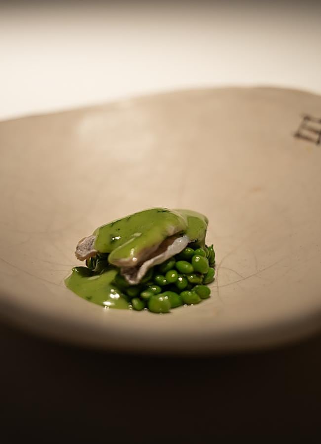 Imagen - Los guisantes del Maresme con cococha de merluza de Cebo. /Luca López