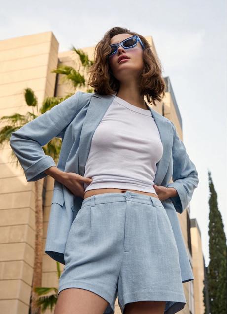 Imagen - Shorts de lino de Stradivarius (17,99 euros)