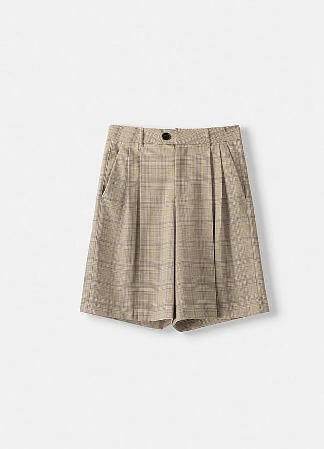 Imagen - Bermuda de cuadros de Bershka, 25,99 euros.