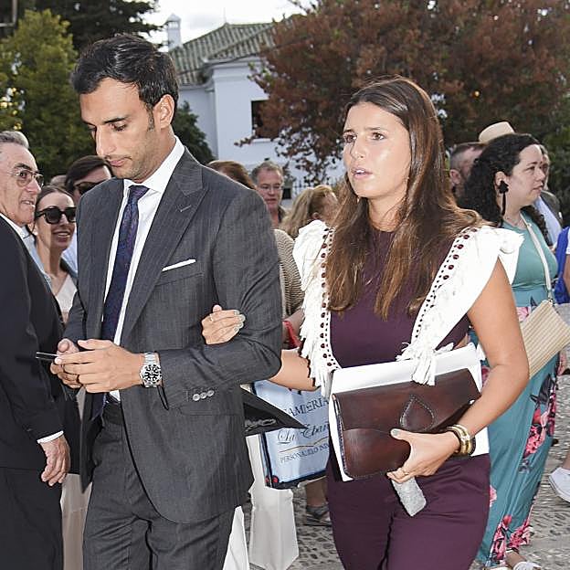 Manu Vega y su novia, Tana Rivera en una imagen reciente. 