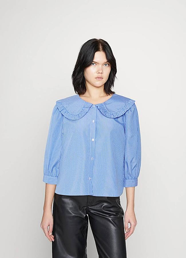 Imagen - Blusa con cuello babero en estampado a rayas