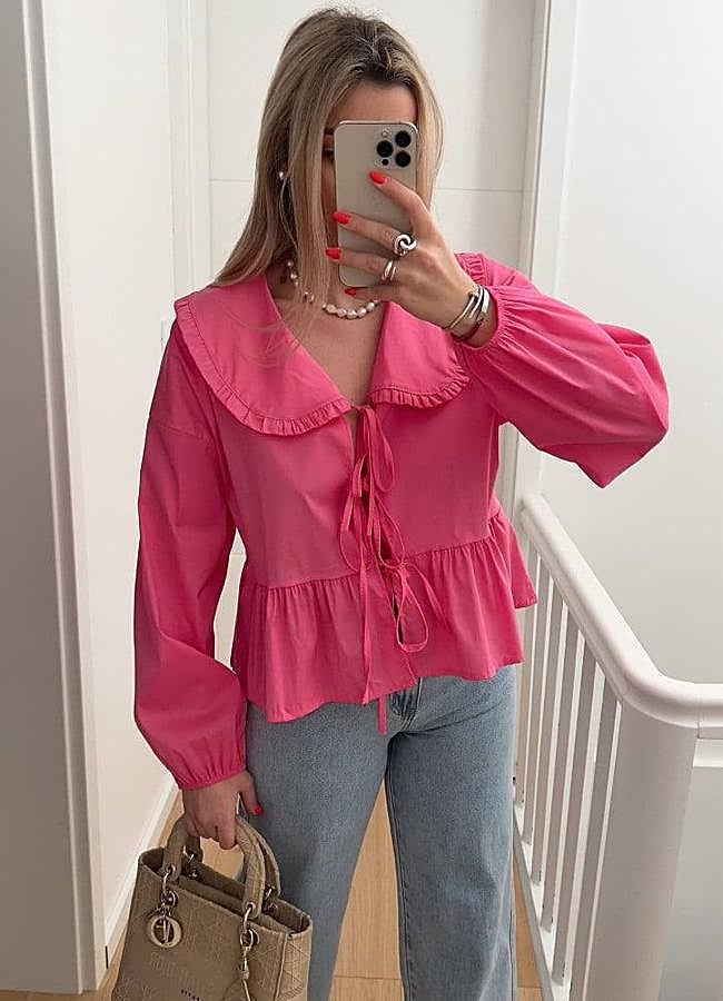 Imagen - Blusa rosa con cuello babero