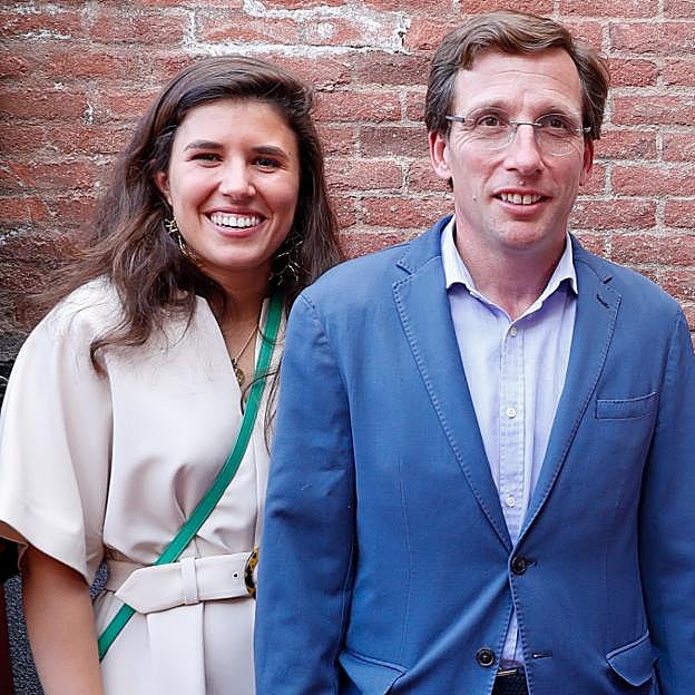 La nueva vida de casados de Almeida y Teresa Urquijo: vuelta al trabajo, rumores de embarazo y el efecto Irene Urdangarin