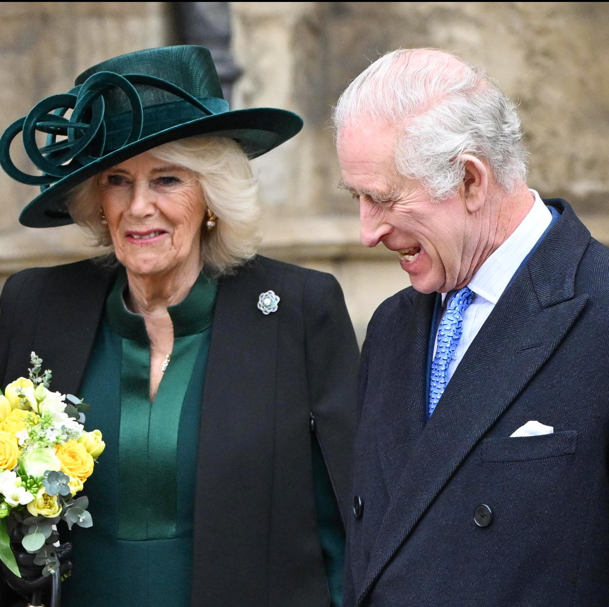 El rey Carlos III y la reina Camilla, en la misa de este domingo 21 de abril 