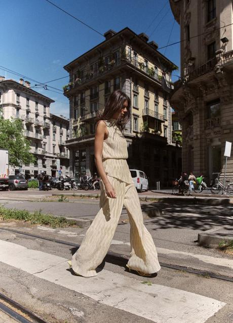 Imagen - Pantalón plisado de Zara (25,99 euros)