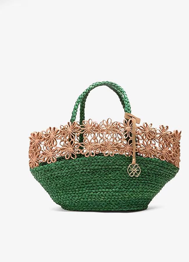 Imagen - Cuplé Capazo de rafia con logo, 89 euros.