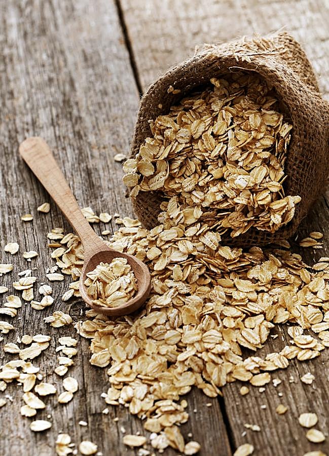 Imagen - El oatzempic está elaborado con alimentos saludables: avena, agua y zumo de lima. / Imagen de Racool_studio en Freepik. 