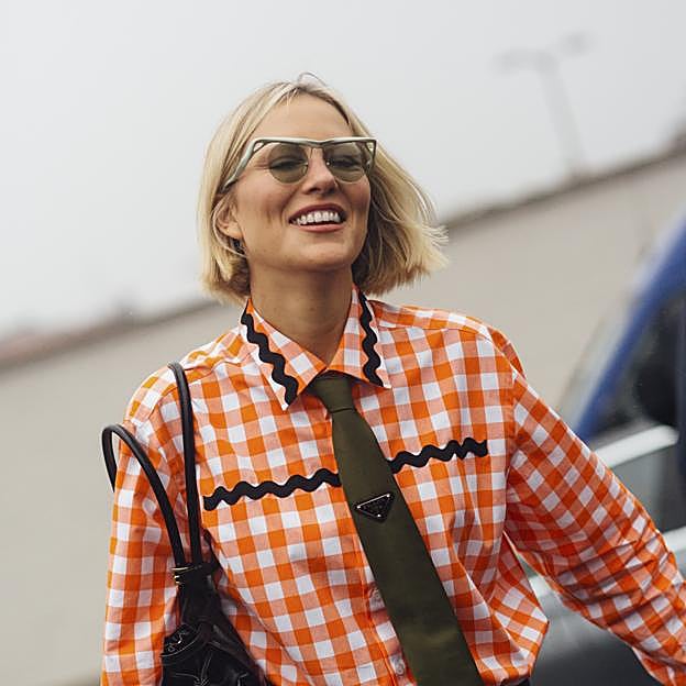 En qué consiste y cuánto cuesta el tratamiento antiedad para el pelo con oro que transforma la melena