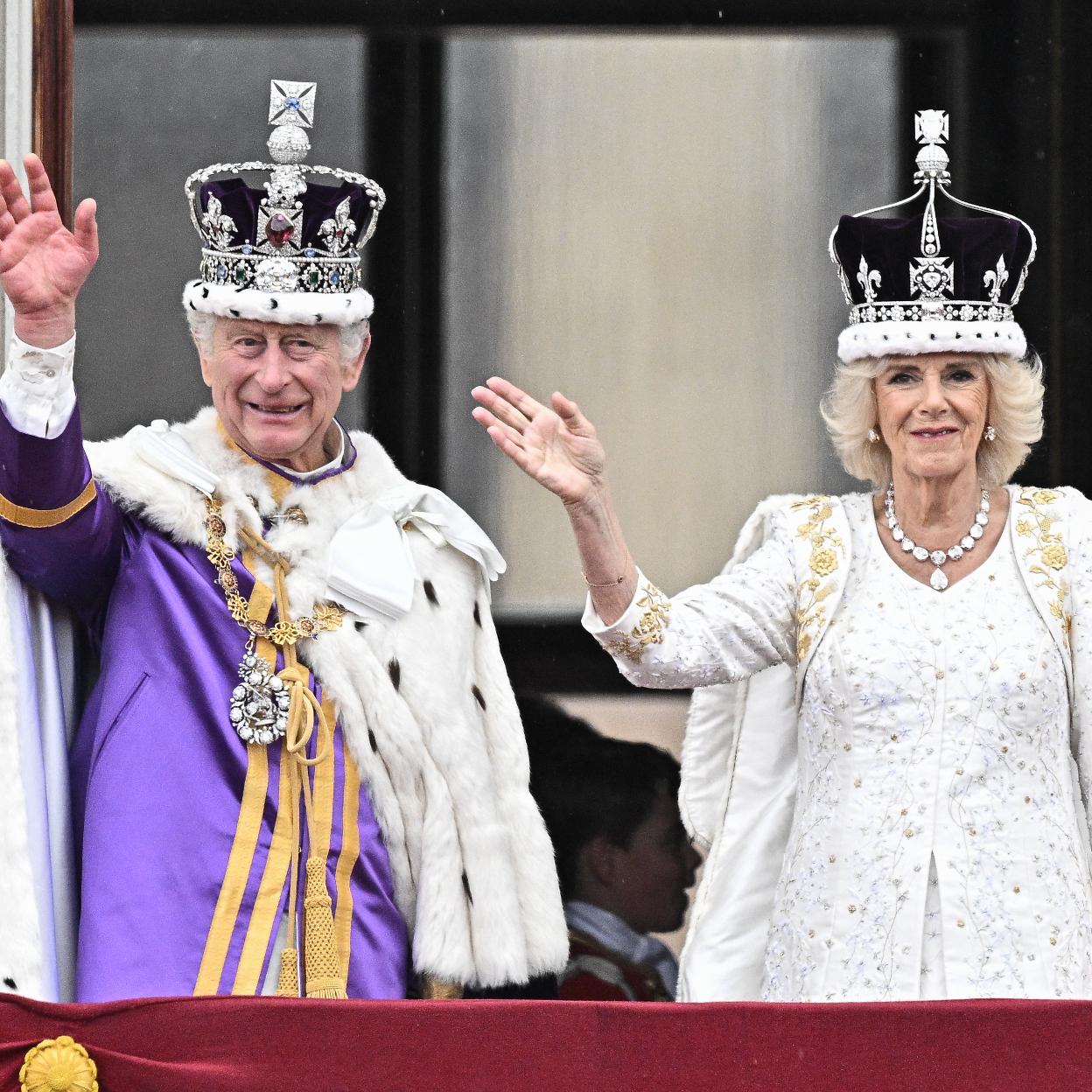 El rey Carlos III y la reina Camilla el día de su coronación. 