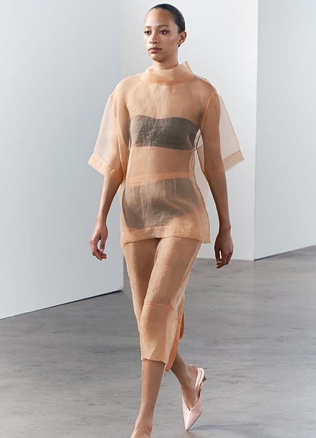 Imagen - Cuerpo y falda midi de organza de Zara (29,95€ cada pieza)