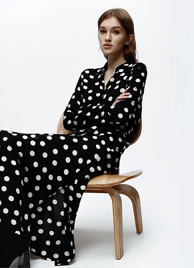 Imagen - Vestido midi camisero con estampado de lunares