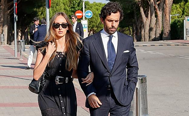 Renata Collado y su prometido, Alonso Aznar. 