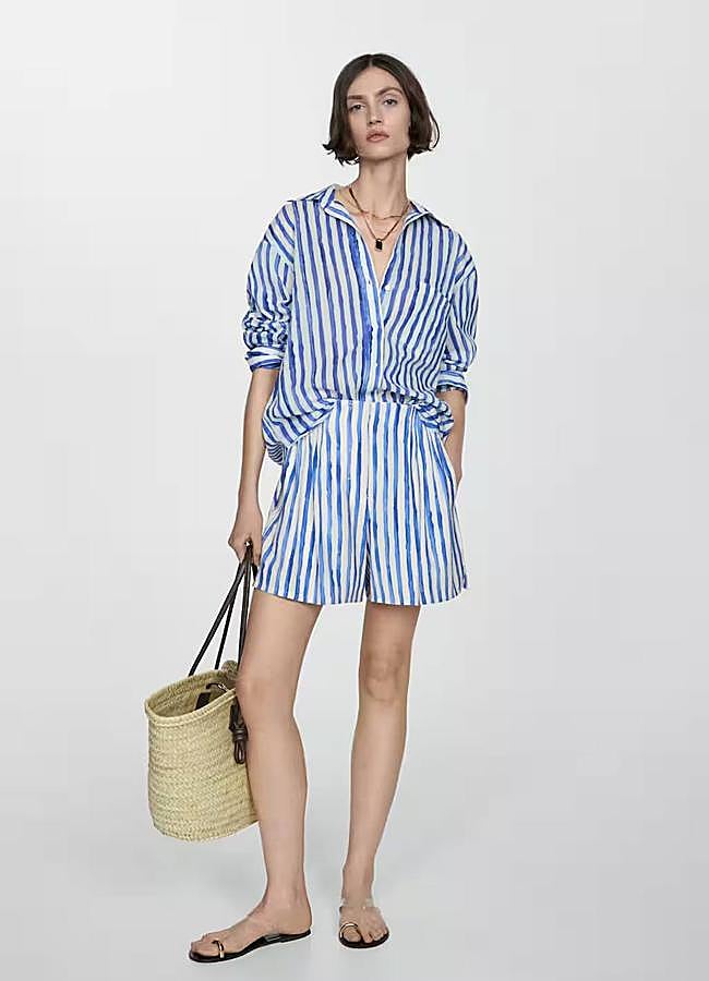 Imagen - Conjunto de rayas con camisa y shorts